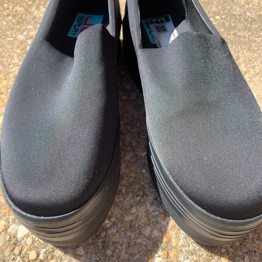 JC Play platform shoes